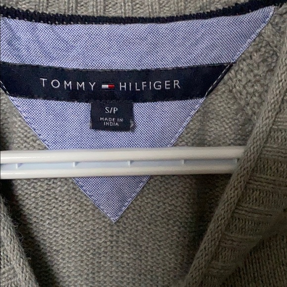 Tommy Hilfiger women’s sweatshirt - Picture 2 of 8